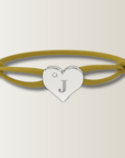 Brazalete de corazón con cordón de satén