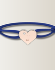 Brazalete de corazón con cordón de satén