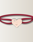 Brazalete de corazón con cordón de satén