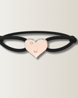Brazalete de corazón con cordón de satén