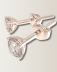Ear stud with diamonds 0.16 ct.