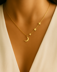 Collar de luna con estrellas