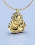 budha hanger met diamanten