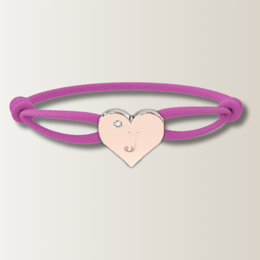 Brazalete de corazón con cordón de satén