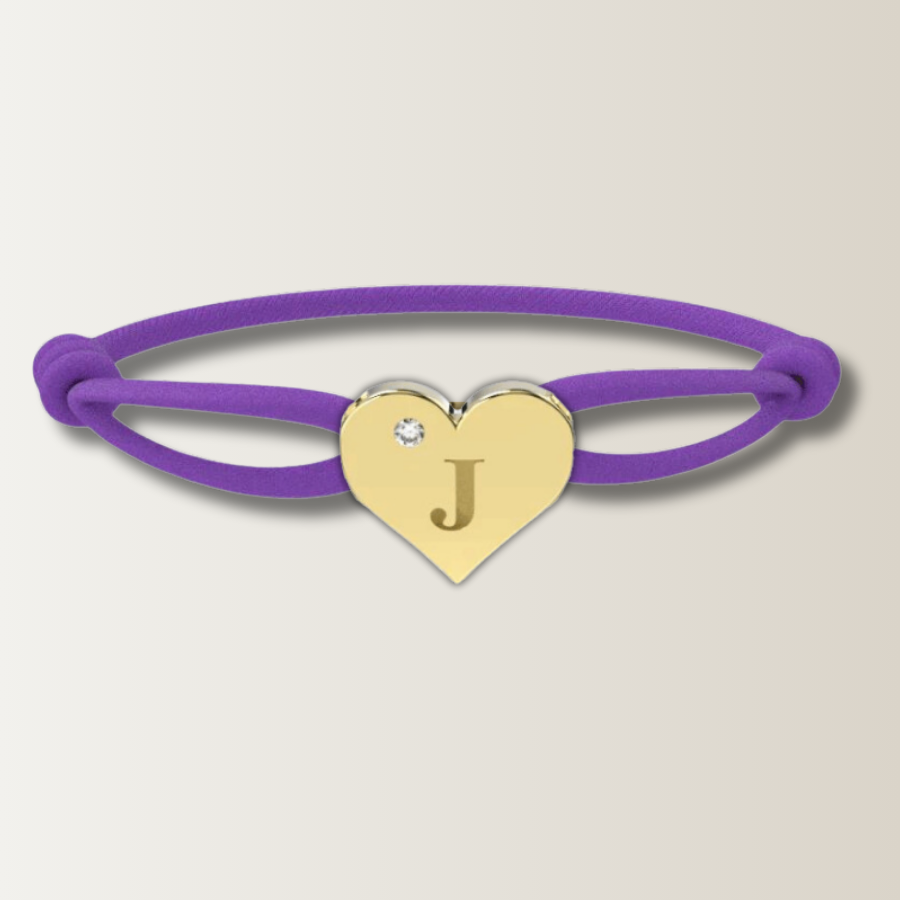 Brazalete de corazón con cordón de satén