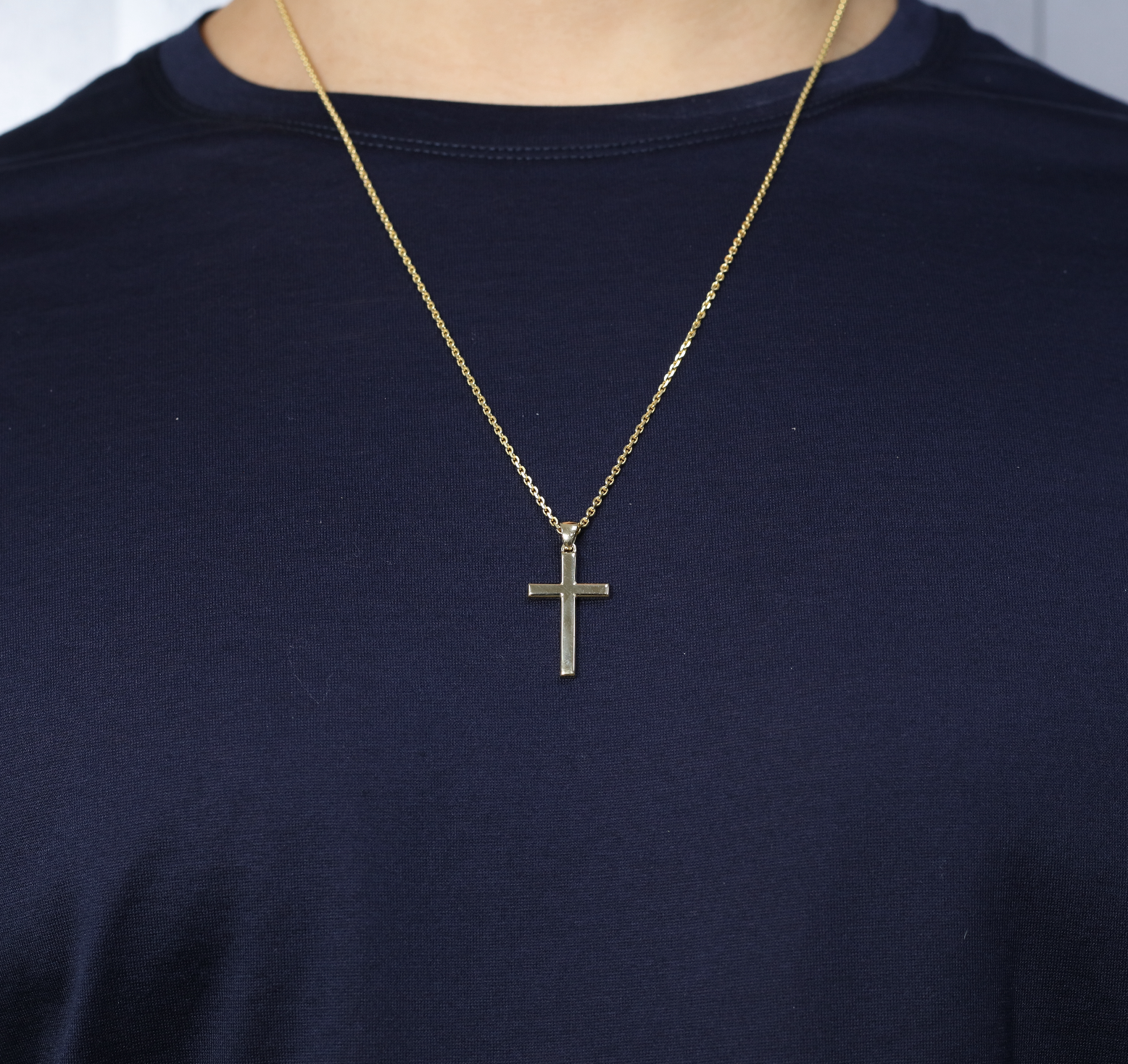 Cross pendant