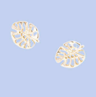 Leaf stud earrings