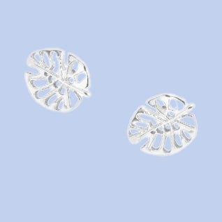 Leaf stud earrings